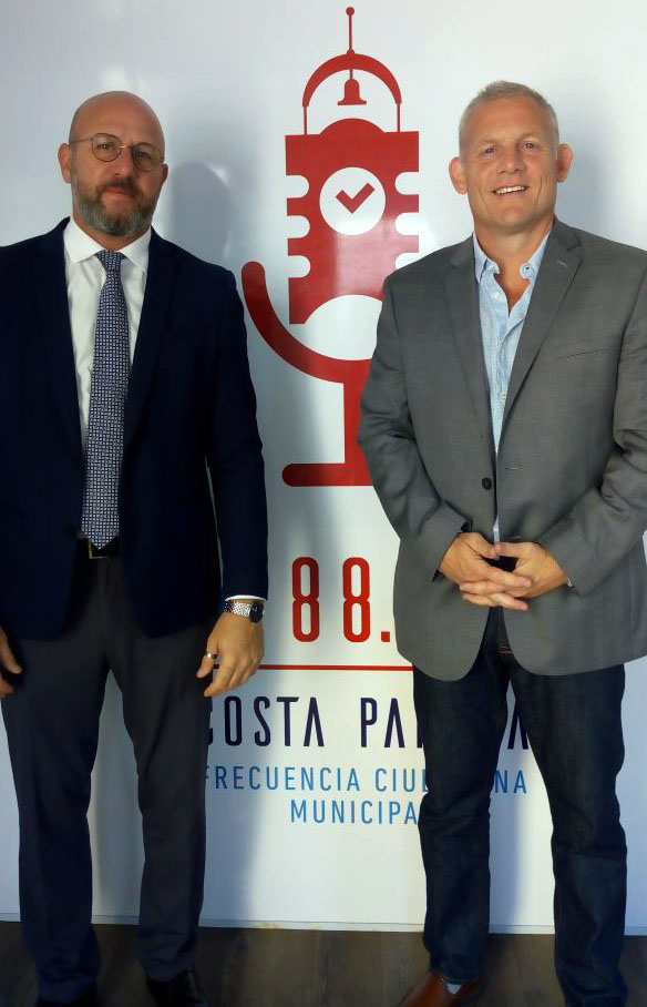 El presidente de la Daia Filial Paraná, Diego Dlugovitzky, y Wolff En Paraná.
