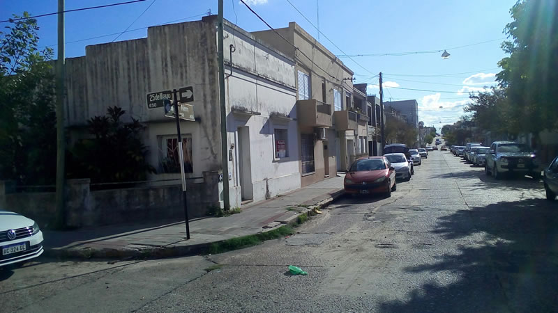 Vecinos dicen que la zona de la escuela Normal, desde la plaza España hasta las calles Alem y 25  de Concordia está liberada para la acción de los delincuentes.
