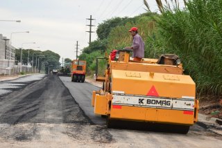 Pavimentan 500 metros de calle General Espejo.