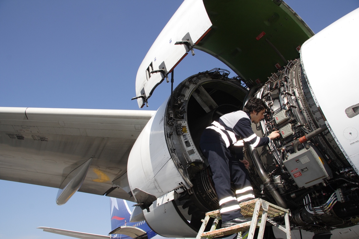 Personal técnico aeronaútico se suma al paro del 25 de junio.