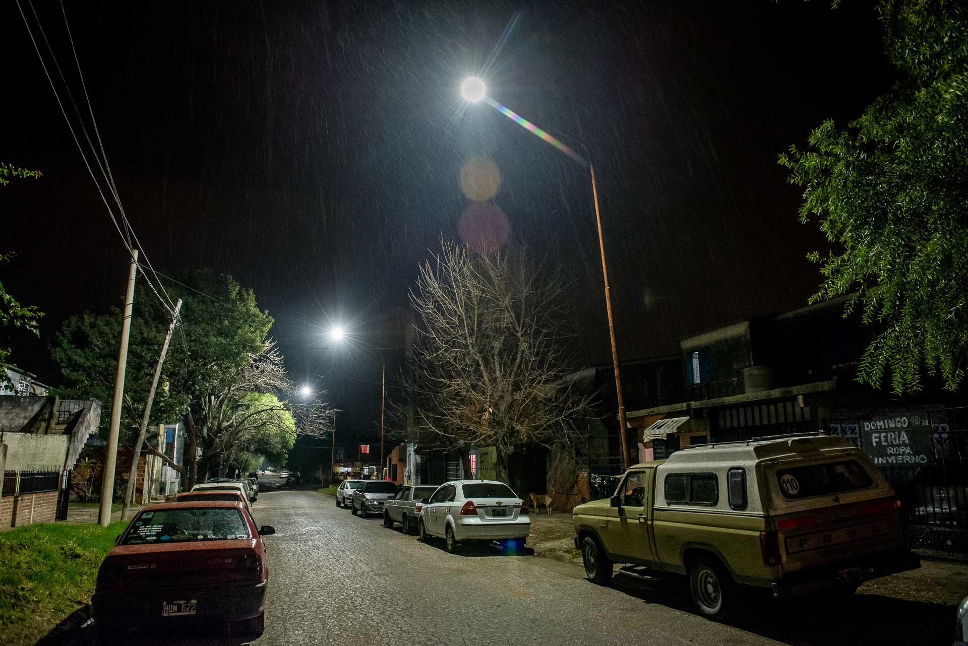Ponen lámparas Led en el alumbrado público de Almafuerte y Galán.