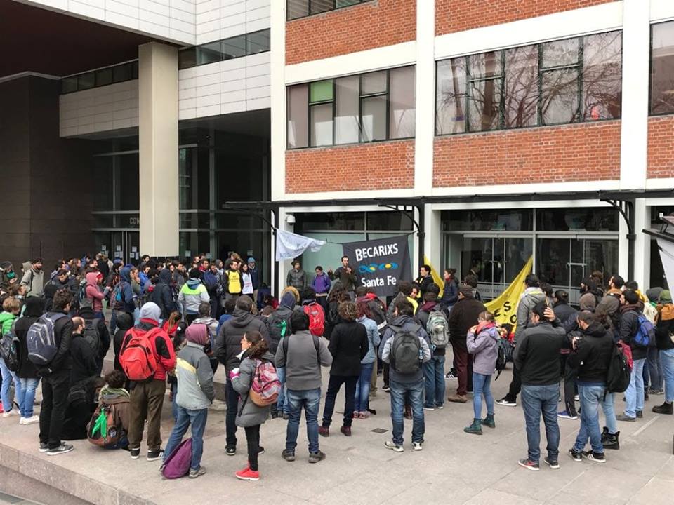 Becarios del Conicet se movilizarán en agosto