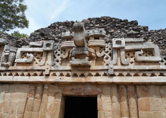 Máscara maya del dios de la lluvia Chaac en un templo de Labná en la región norte de la Península de Yucatán. (Foto: Mark Brenner)