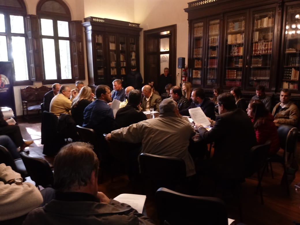 Federación Agraria expuso su proyecto para el ex campo de Yedro en Diputados.