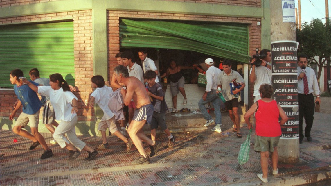 La BBC compara la situación actual de Argentina con el 2001