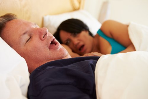 Hombre durmiendo. (Foto: Dicyt)