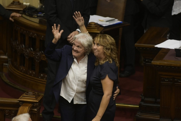 ¡Que empiece el matriarcado en Uruguay!
