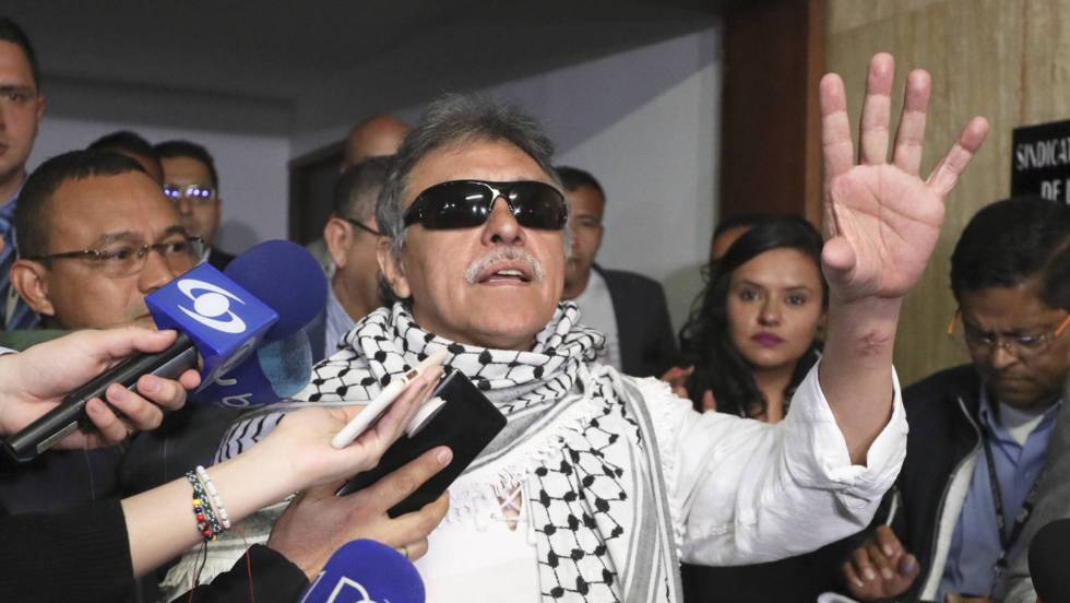 La desaparición del ex jefe de las Farc sacude el proceso de paz en Colombia