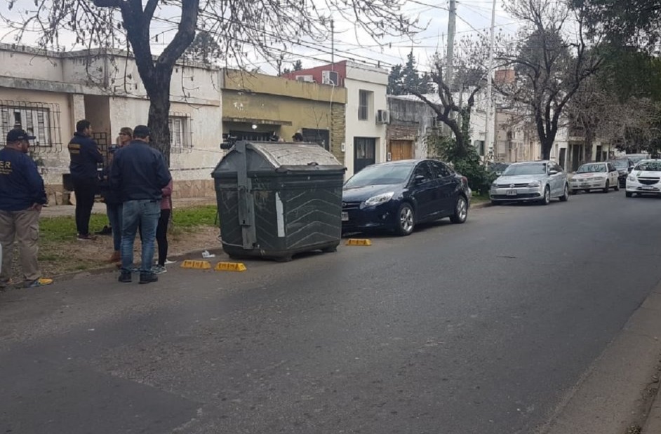 La vivienda donde habitaba la mujer asesinada.