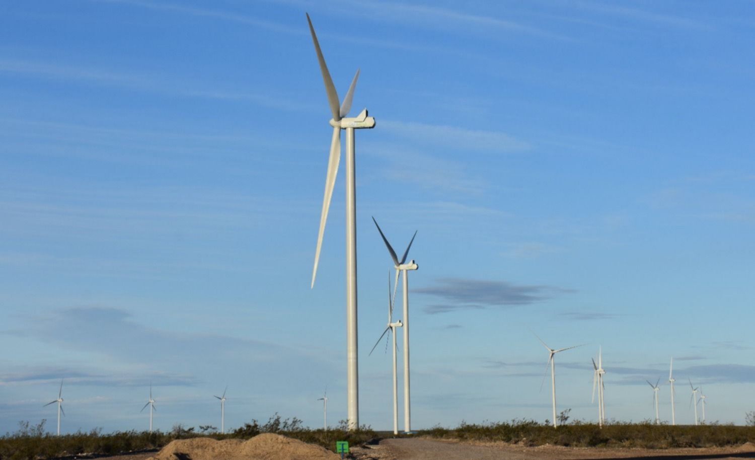 Está emplazado en un predio de más de 6.000 hectáreas sobre la ruta provincial 4, en la provincia de chubut.