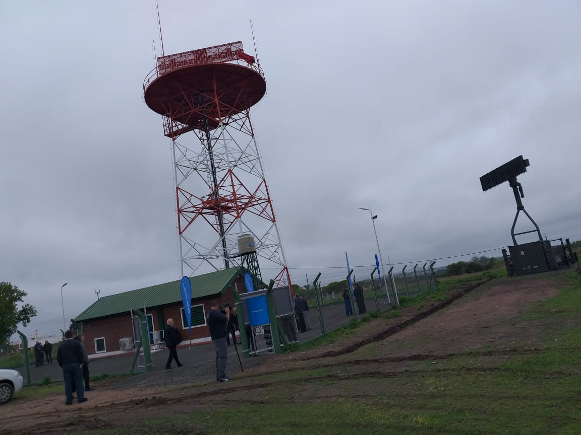 Argentina moderniza su red de radares para “robustecer” el control aéreo . // AIM.