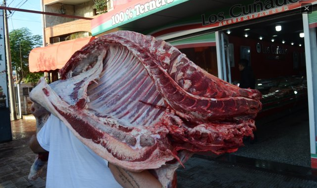 Federación de la Carne reconoció la resolución que prohíbe el traslado de media res al hombro.