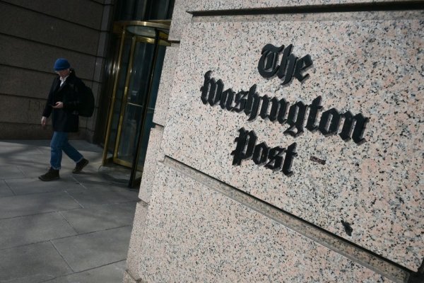 Despidos masivos en The Washington Post: Jeff Bezos pasó la motosierra