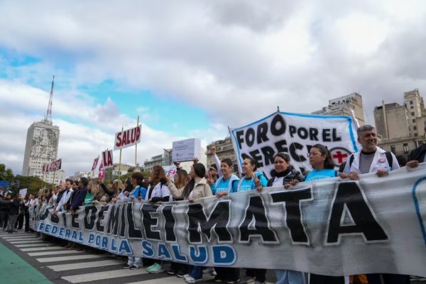 Marcha federal contra el ajuste de Milei en salud