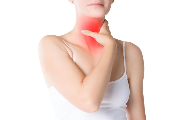 Consejos para cuidar la voz en épocas de frío: cómo evitar la ronquera y proteger las cuerdas vocales