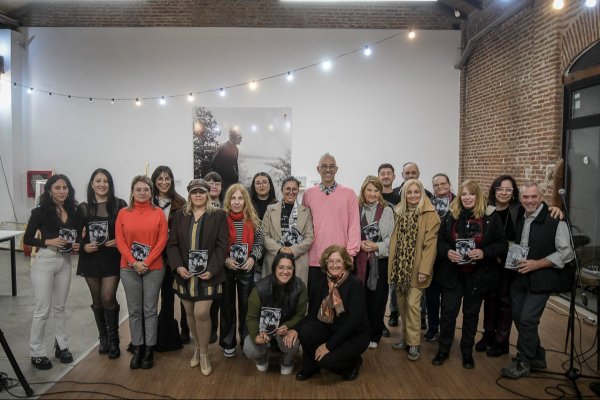 Poetas de todo el país rindieron tributo a la obra del escritor entrerriano Juan L. Ortiz