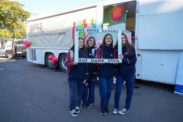 En el Día Mundial del Donante de Sangre se realizó una colecta externa en Paraná