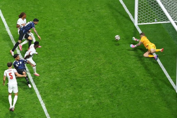 En un partido fuertísimo, Argentina le gana 2-1 a Inglaterra