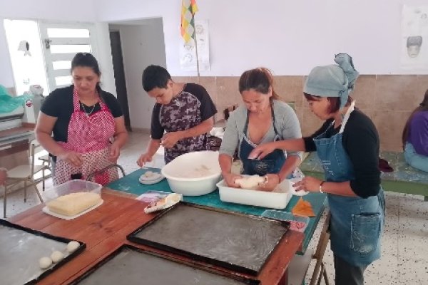 Cornejo: &ldquo;Lo comunitario y lo humano salvan&rdquo;
