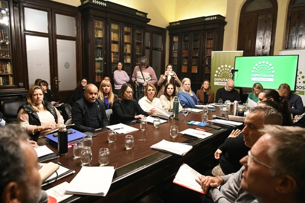 El oficialismo firmó dictamen de la reforma previsional en Diputados 